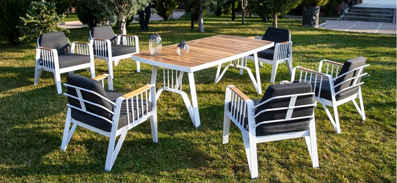Bahçe Mobilyası